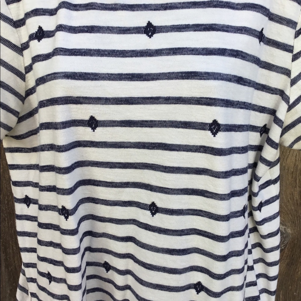 Universal thread striped top - Picture 2 of 5